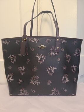 Coach Large Ribbon Bouquet Reversible Handbag/Tote Leather, City F78283